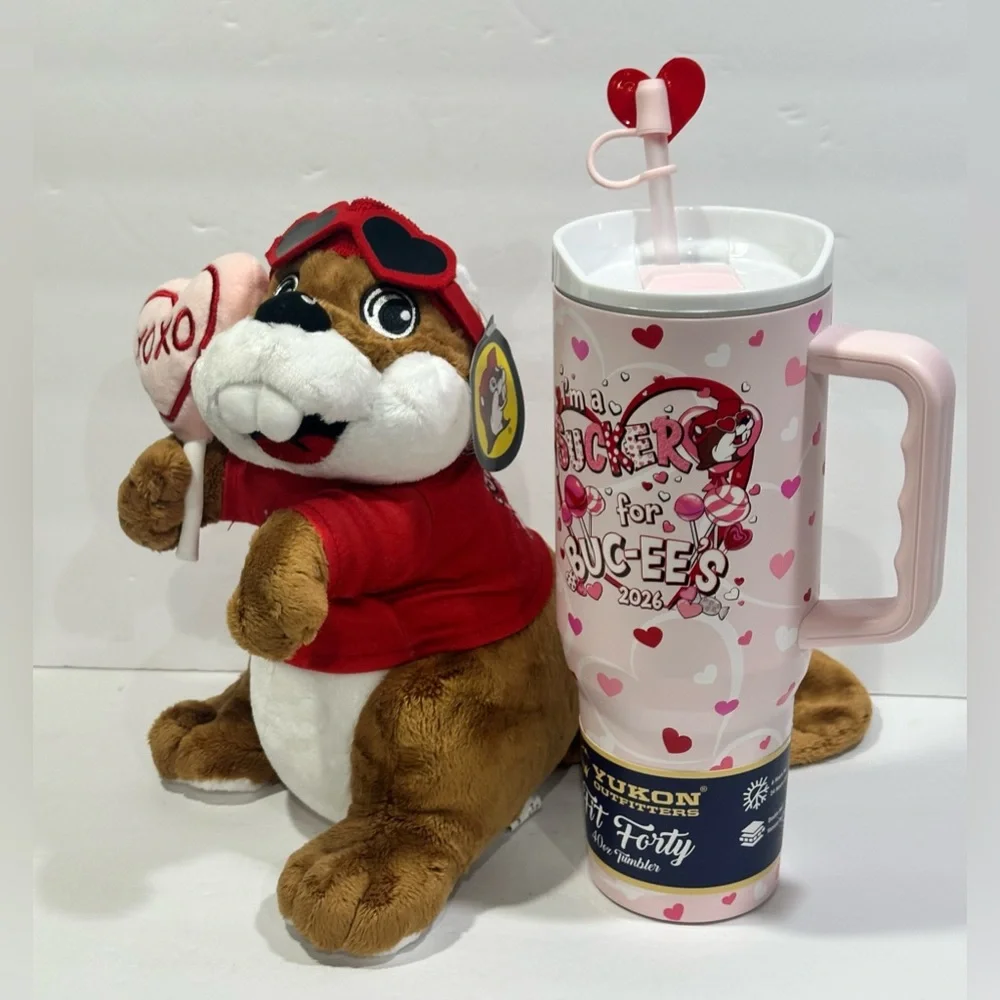 Buc-ee’s Valentine's Day 2026 / Plush, Mug, and Blanket - Bundle of 3